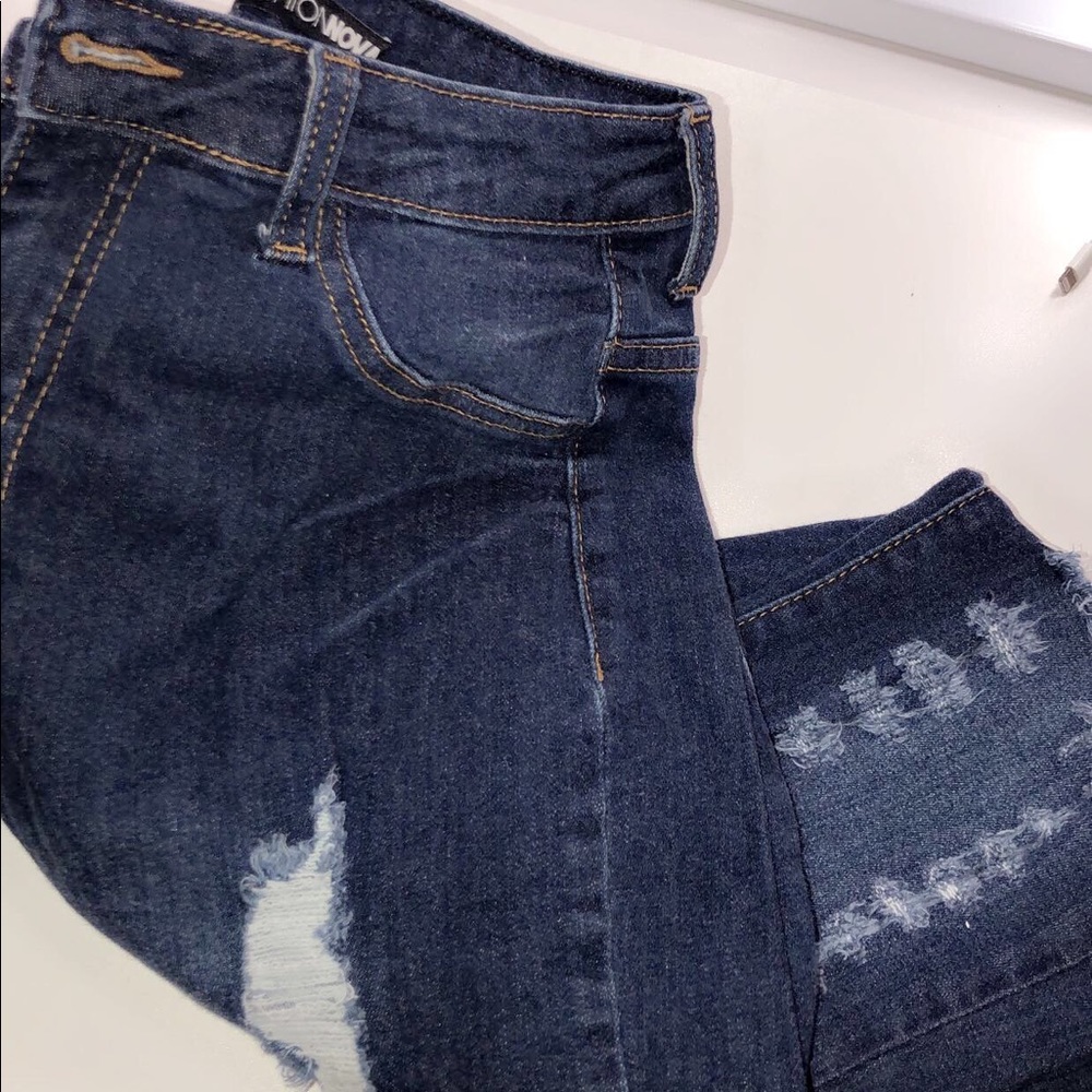 Fashion nova | Ripped Dark washed jeans